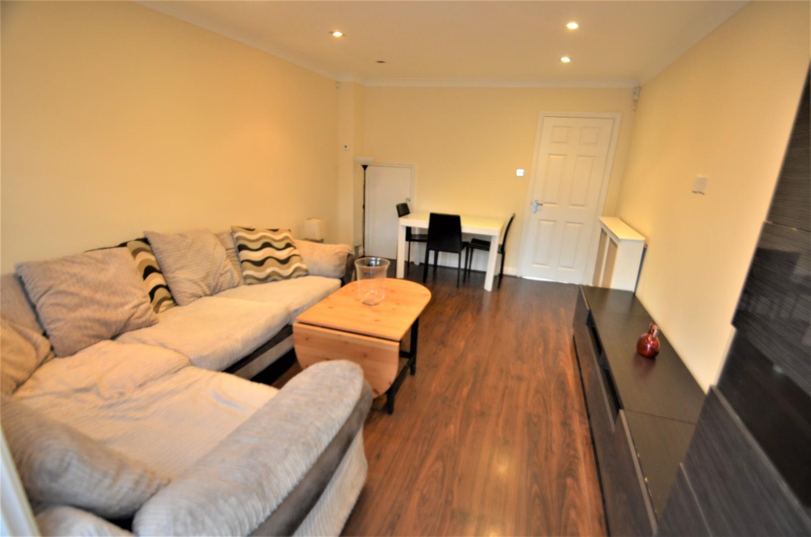 Sefton Avenue, Mill Hill